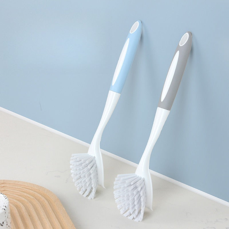 Long-handled kitchen pot and dish brushes are multi-supported